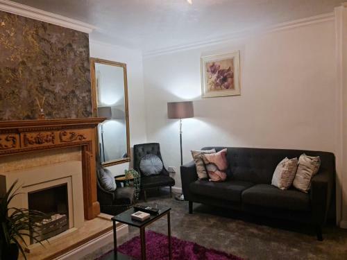 Immaculate 3-bed House In Middleton