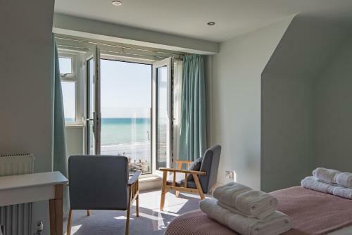 Sun Beach House