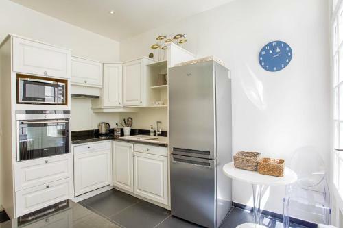 House With Private Courtyard In Deauville