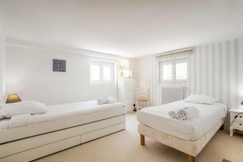 House With Private Courtyard In Deauville