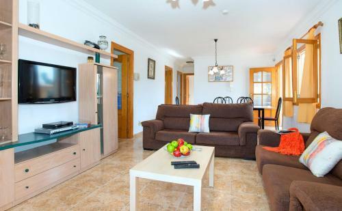 Agradable Casa Con Piscina Y Billar