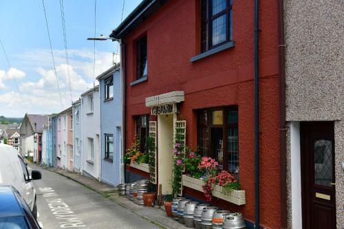 Just Stay Wales - Hartwell House Mumbles