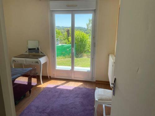 Lovely Four Bedroom Home With Private Pool.