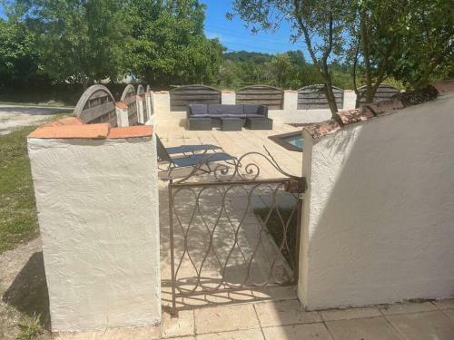 Lovely Four Bedroom Home With Private Pool.