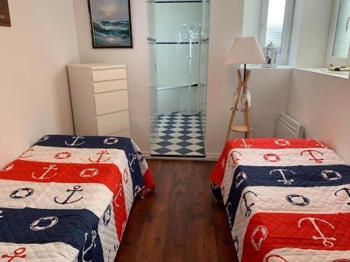 Duplex Apartment In A Prime Seafront Location, Treboul, Douarnenez