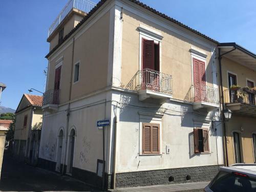 Apartamento Tra Mare E Vulcano Nel Centro Di Nicolosi