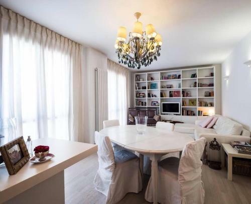 Apartamento Serena' S House