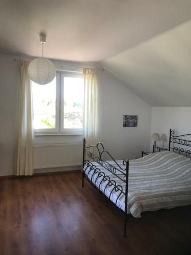 Apartament Z Balkonem- Blisko Pla?y