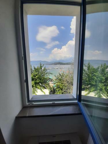 Hostal O Guarracino Rooms