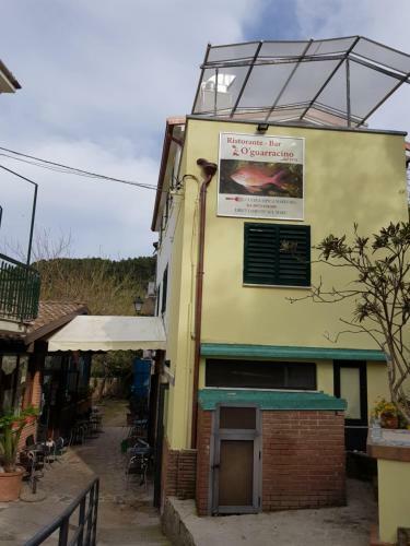 Hostal O Guarracino Rooms