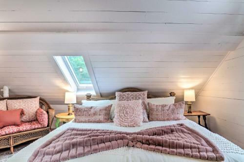 Cozy Cape Cod Carriage House About 1 Mi To Beach