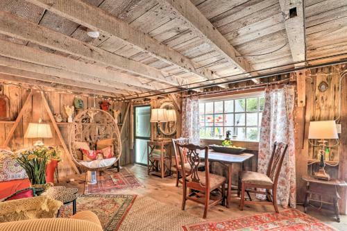Cozy Cape Cod Carriage House About 1 Mi To Beach