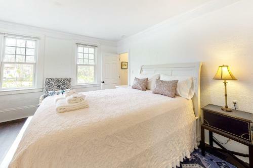 The Yarmouth House & Carriage House