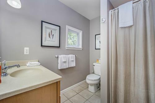 Pleasant Street Retreat