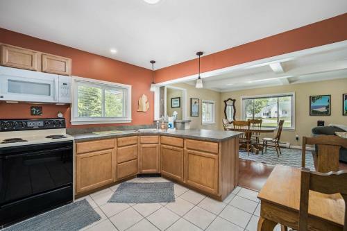 Pleasant Street Retreat