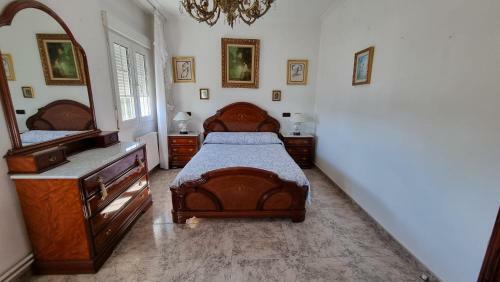 Charming 4-bed Beach House In Sanxenxo