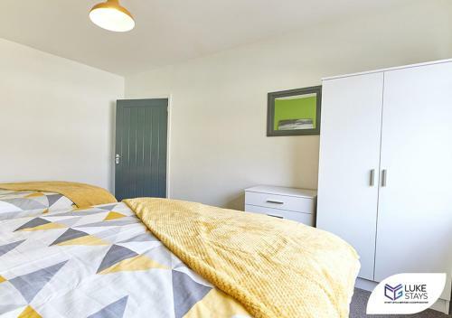 Apartamento ?beautiful 5 Bed House ?wifi ?garden ?nr Beach?