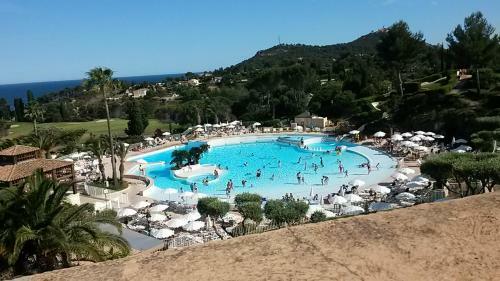 Apartment I3, 140, Cap Esterel