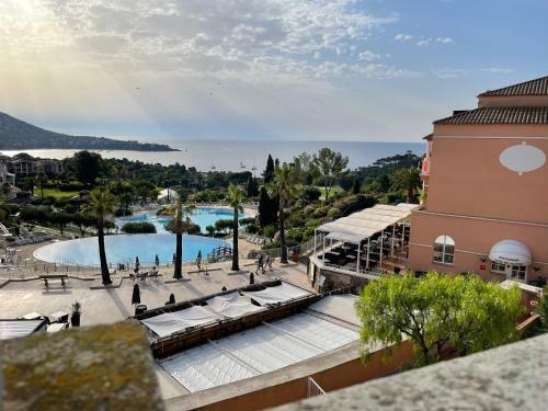 Apartamento Village Cap Esterel Duplex Plein Centre Vue Mer