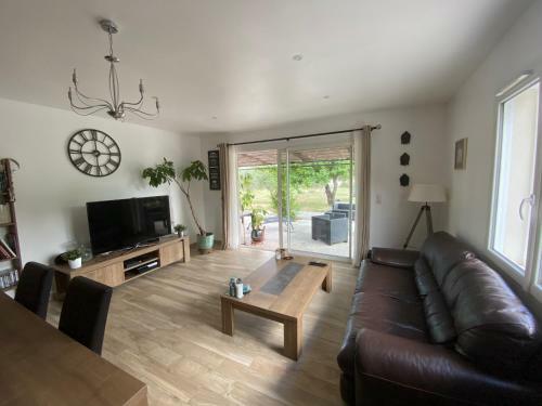 Maison De Plain Pied Avec Terrain De P�tanque
