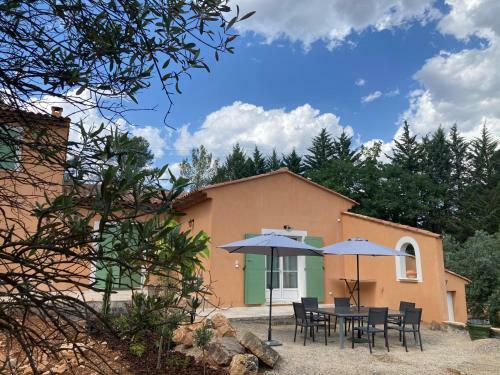 Hostal Gite Le Mas Des Oliviers