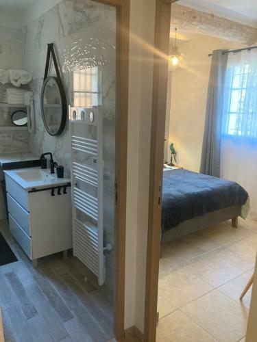 Hostal Gite Le Mas Des Oliviers