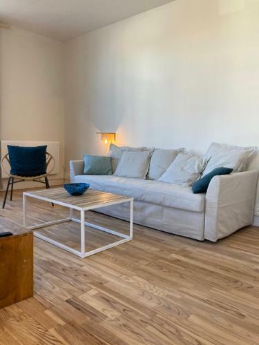 Apartamento Appartement De Charme - Le Terminus