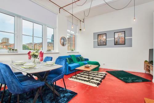 Stunning Industrial Central Apartment - Parking