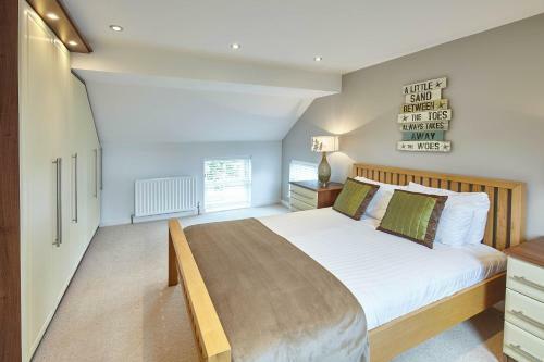 Host & Stay - Doray House