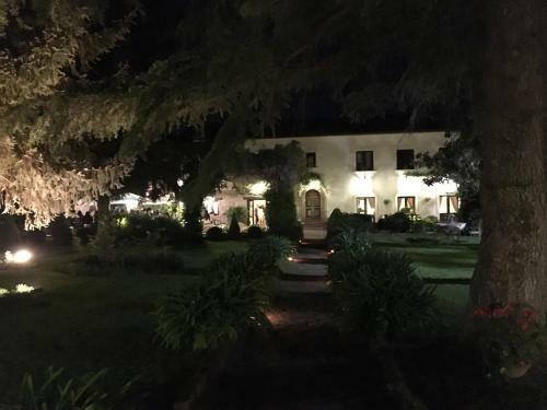 Il Casale Di Riardo B&B
