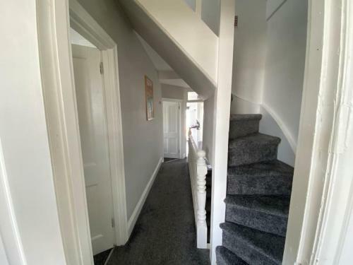 Atlantic View - Beautiful 2 Bedroom Apartment In Cornwall