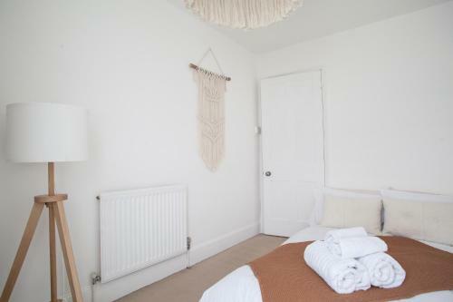 Charming And Bright Fishermans Cottage In Newquay