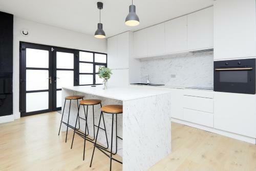Nottingham 2 Bed Modern Apartment (private Parking)