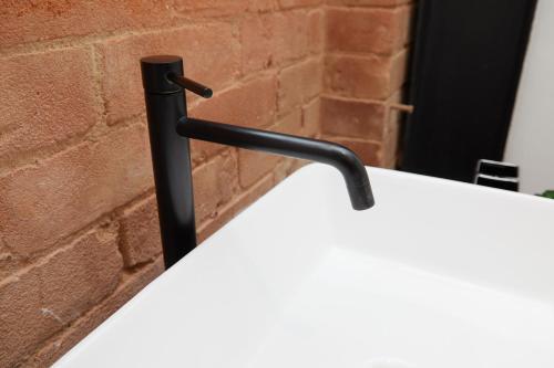 Nottingham 2 Bed Modern Apartment (private Parking)