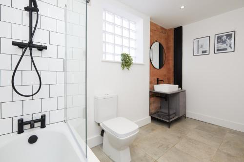 Nottingham 2 Bed Modern Apartment (private Parking)