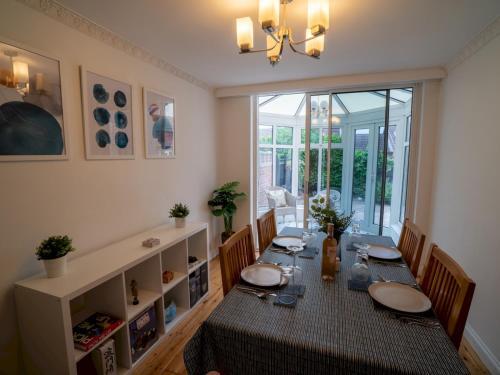 Pass The Keys Beautiful 2-bedroom Home In Wilford