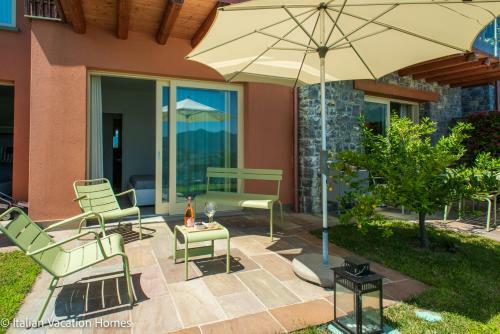 Italian Vacation Homes - Panoramic Villa