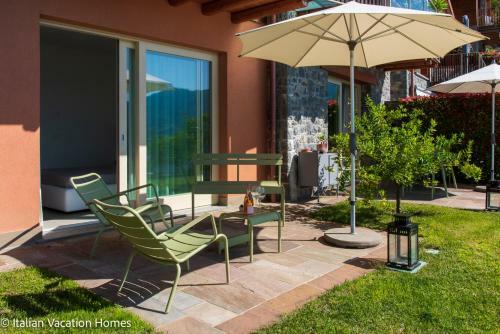 Italian Vacation Homes - Panoramic Villa