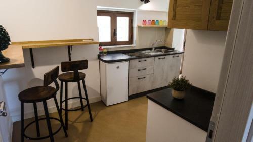 111 Apartments & Rooms