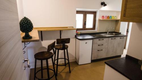 111 Apartments & Rooms