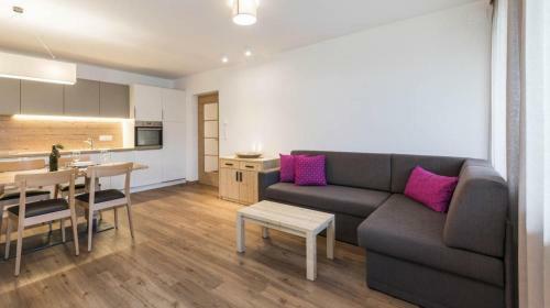 Hostal Exzelent Berna Mountain Residence