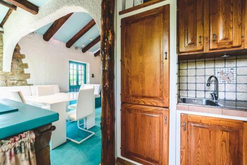 Villa Bog - Villa Con Piscina E Campo Da Tennis