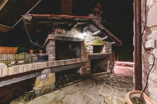 Villa Bog - Villa Con Piscina E Campo Da Tennis