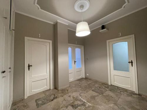 Regina Elena Apartment 2