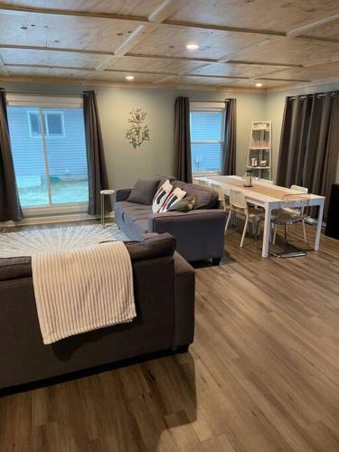 Caseville, Mi Cute Sandpoint Home, Beach Access