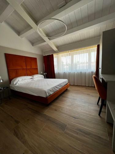 Bed & Breakfast C House Rooms Lake