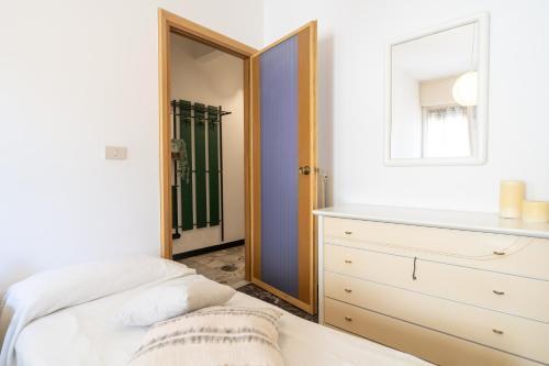 Apartamento [via E. De Amicis] Comodo Bilocale Vicino Al Mare.