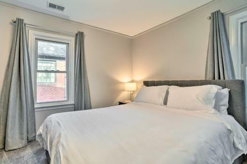 Chic Ferndale Apartment - Walk To Downtown!