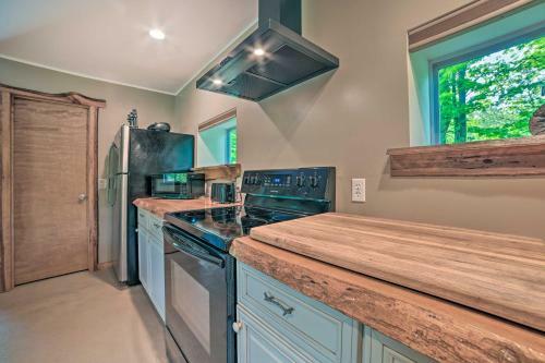 Secluded Getaway Near Orv, Equestrian Trails!