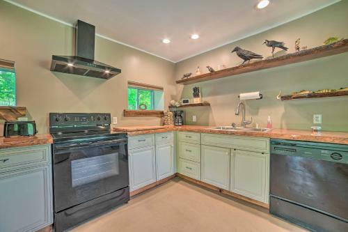 Secluded Getaway Near Orv, Equestrian Trails!